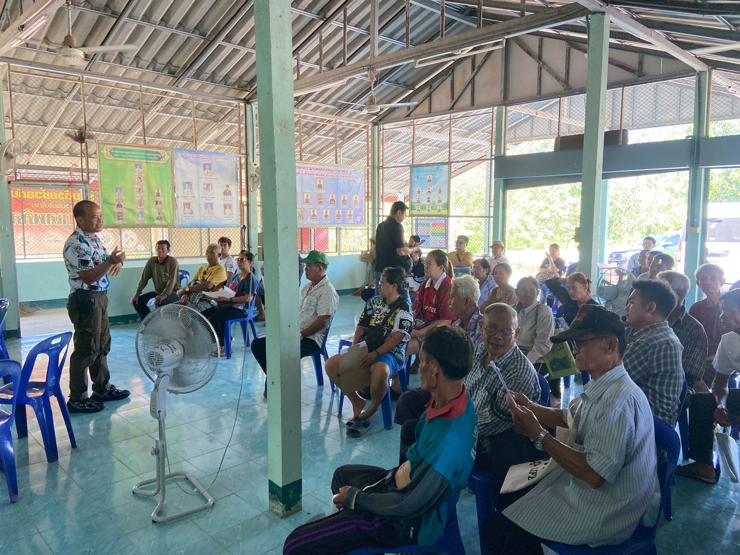 title - วันที่ 9 เมษายน 2569 นายวิทูล ประดิษฐบูญ ปฏิรูปที่ดินจังหวัดปราจีนบุรี มอบหมายให้ นายลิขิต ผันผ่อง หัวหน้าฝ่ายกฎหมาย พร้อมด้วย เจ้าหน้าที่ ส.ป.ก.ปราจีนบุรี ลงพื้นที่ออกหน่วยบริการเคลื่อนที่ “Mobile Unit”และบริการปรึกษาข้อกฎหมายที่เกี่ยวข้องกับการปฏิรูปที่ดิน ณ ตำบลแก่งดินสอ อำเภอนาดี จังหวัดปราจีนบุรี